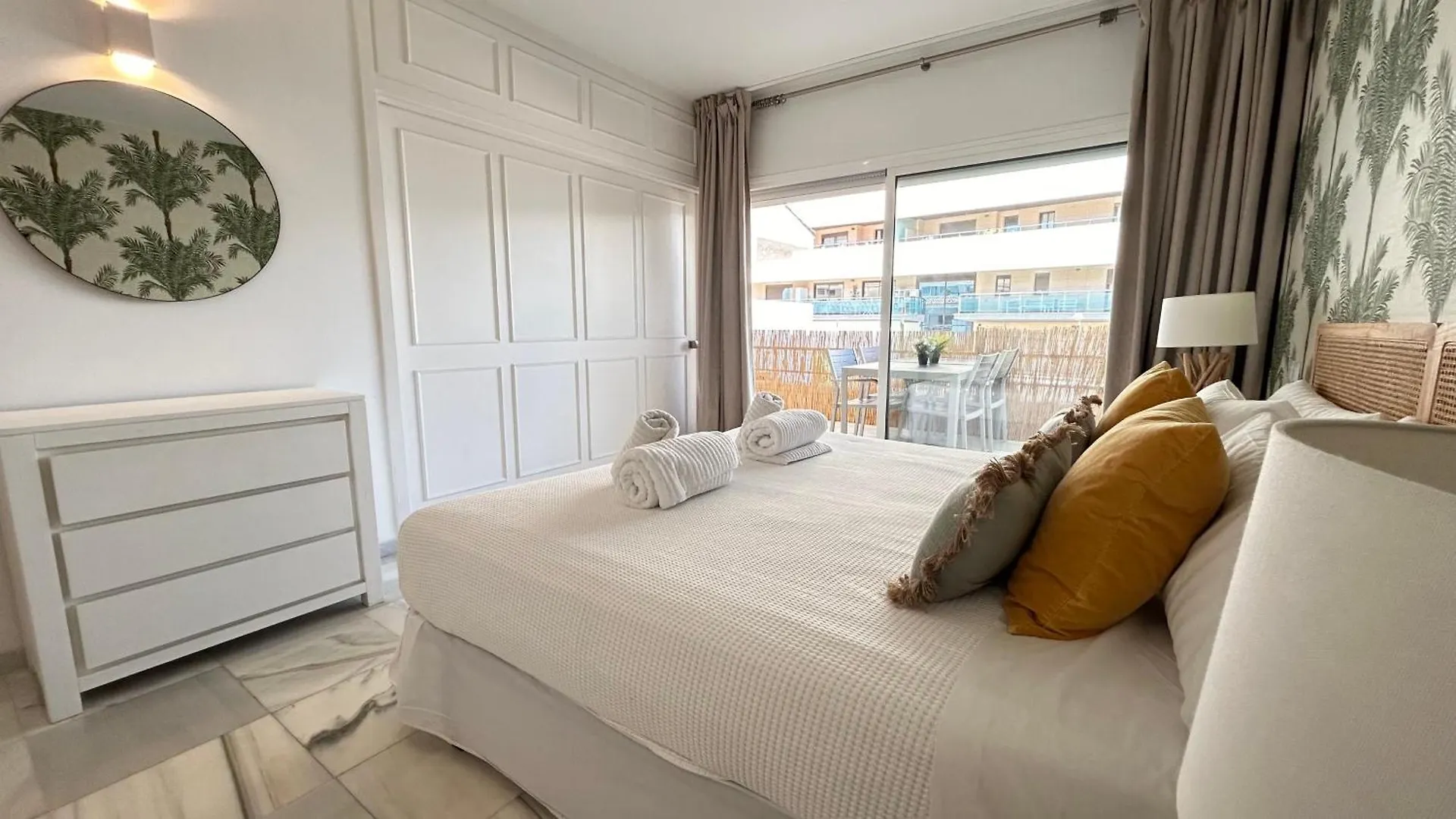 Marbella Center New And Luxurious Apartment On The Beach 627 Španělsko