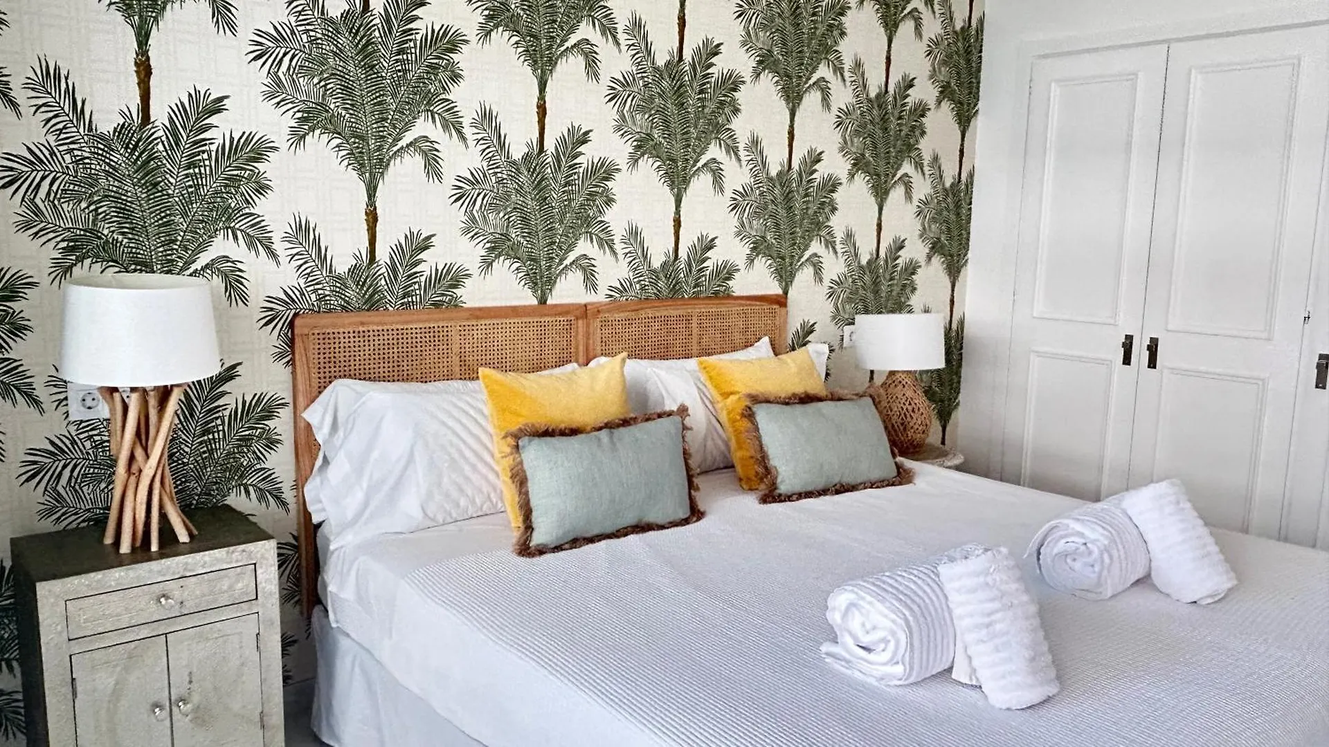 Marbella Center New And Luxurious Apartment On The Beach 627 Španělsko