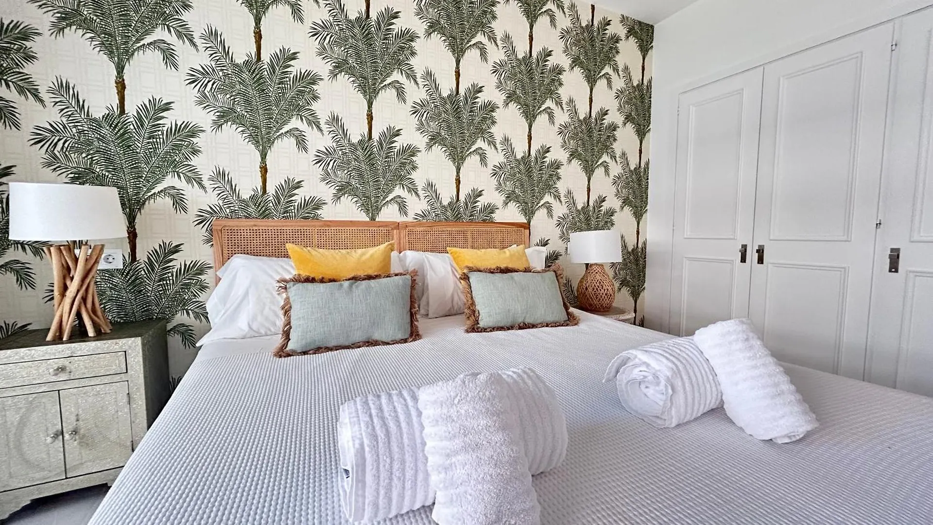 Marbella Center New And Luxurious Apartment On The Beach 627 Španělsko